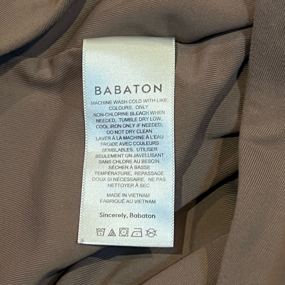 Aritzia Babaton Contour V-Neck Long Sleeve Bodysuit Deep Brown Size Medium - Picture 9 of 14